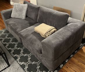 Comfy Living Room Couch 🛋️
