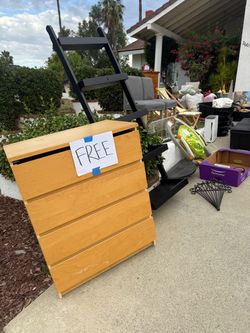 Free drawer