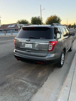 Ford 2014 explorer xlt 3.5 clean title