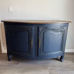 Holds everything Buffet