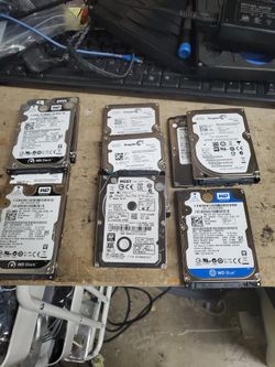 Lot Of 10 2.5 Hard Disk 500 And 750 GB