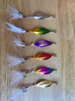 Brand New 6-Piece Feathered Metal Spoon Lure Set (5g) - Bass & Trout