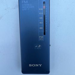 Portable  FM STEREO RECEIVER SRE-7