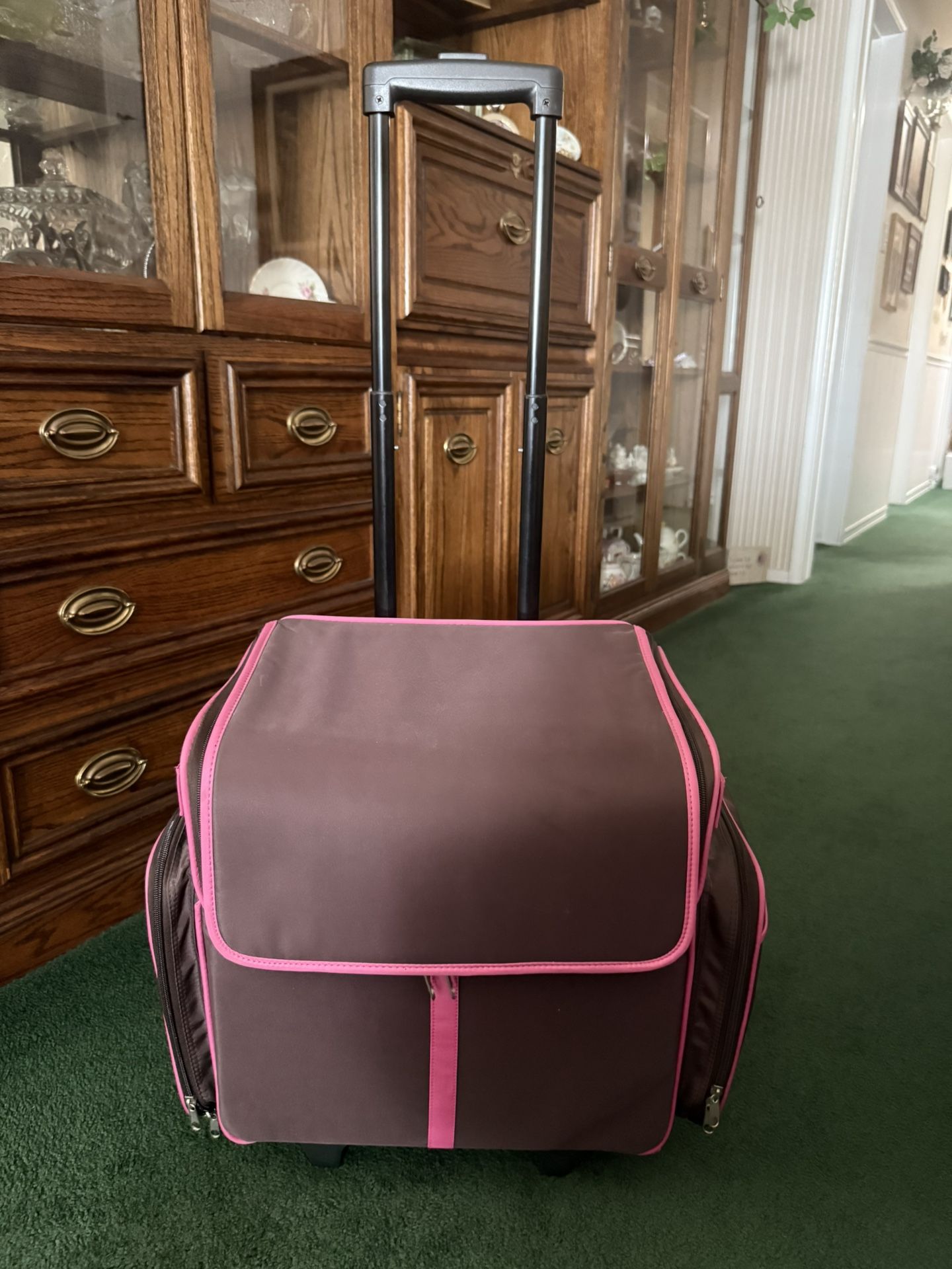 Scrapbooking Rolling Case