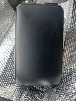 2013 Infiniti Q37 arm rest