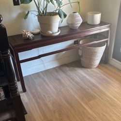 SOFA TABLE