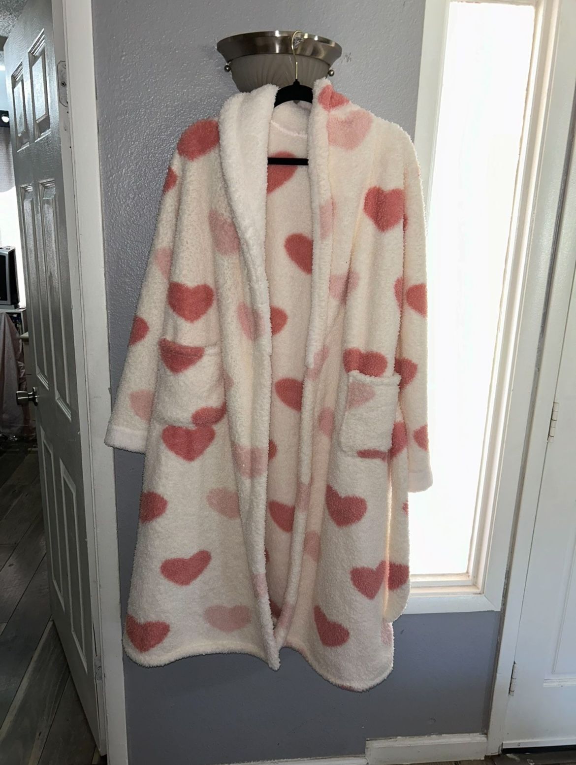 XL Women’s Hearts Robe