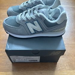 Sz. 13 New Balance 574 Kids Preschool Grey Sky Blue New Under Market
