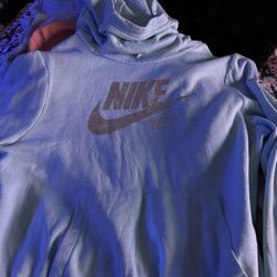 Size M Nike Hoodie