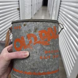 VINTAGE FISHING  OLD PAL WOODSTREAM METAL MINNOW BUCKET