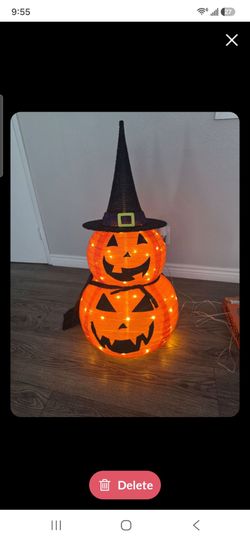 Light-Up Stacked Jack-O-Lantern Halloween Decoration