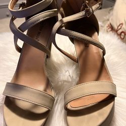 Beautiful High Hells Size 8 // Like New I Only Used Them One Time !!