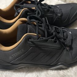 Adidas Terrex Atx4 Men’s 11  hiking shoe