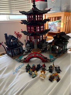 Lego Ninjago Temple of Airjitzu