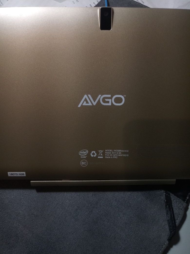 AVGO laptop/charger