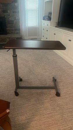 Bedside/hospital table