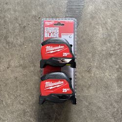 Milwaukee 25 Ft Tape Measure 