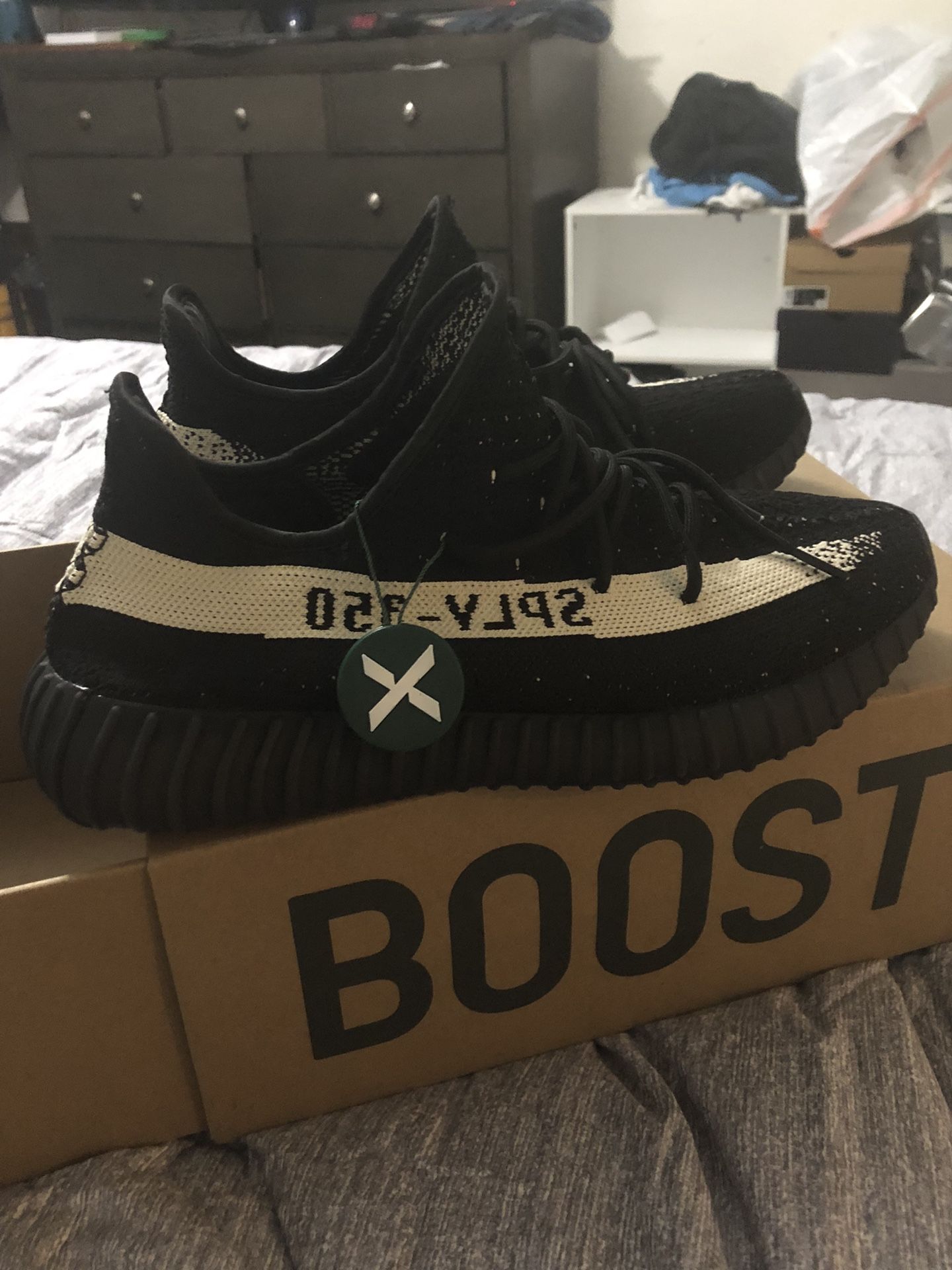 Adidas Yeezy Boost 350 V2 Oreo