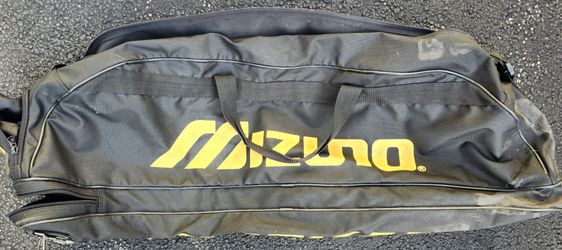 Sports utility equipment bag/luggage, approx 3ft long