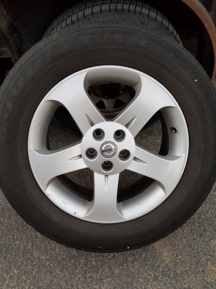 Rims nissan