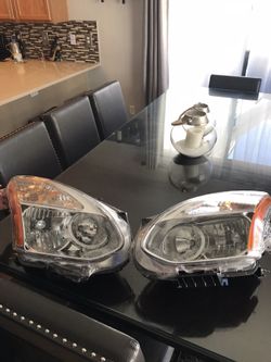 Nissan rogue headlights