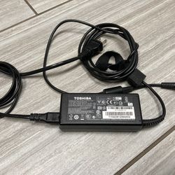 Genuine Toshiba Laptop Power Supply