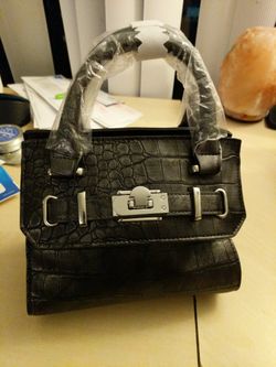 Bebe Cindy Crossbody purse - gun metal color