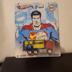 HOTWHEELS 2011 BIZZARO HIWAY HAULER