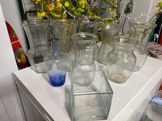 Flower vases
