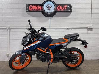 2024 KTM Duke 390