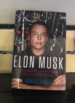 Book “Elon Musk” by Ashlee Vance