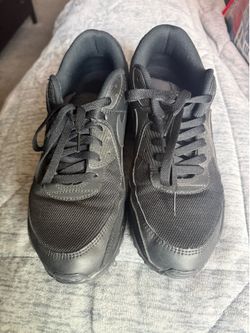Nike Air Max 90 (Men’s 11.5)