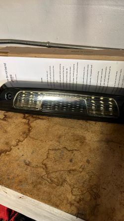 Chevy Silverado Aftermarket Tinted Break Light