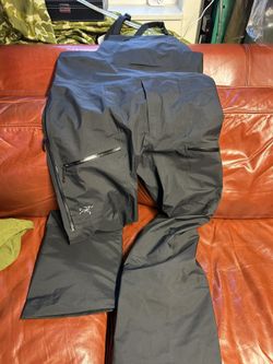 Arc’teryx Sabre Bib Brand New