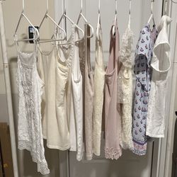 Women’s Tops, Tanks, Camisoles 