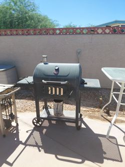 Charcoal grill