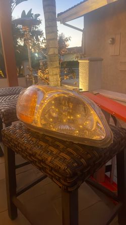 Honda Civic Headlight (Stanley)
