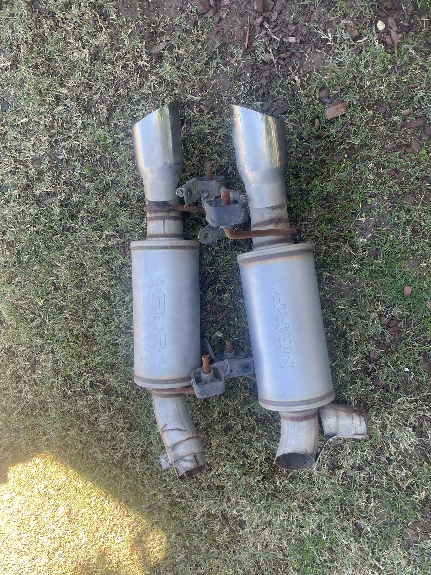 MBRP MUFFLERS 05 Mustang GT