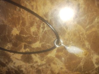 GET BEAUTIFUL/FEMININE NECKLACE AVAILABLE NOW!!!
