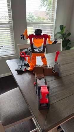 Monster Jam Robot Warrior Playset