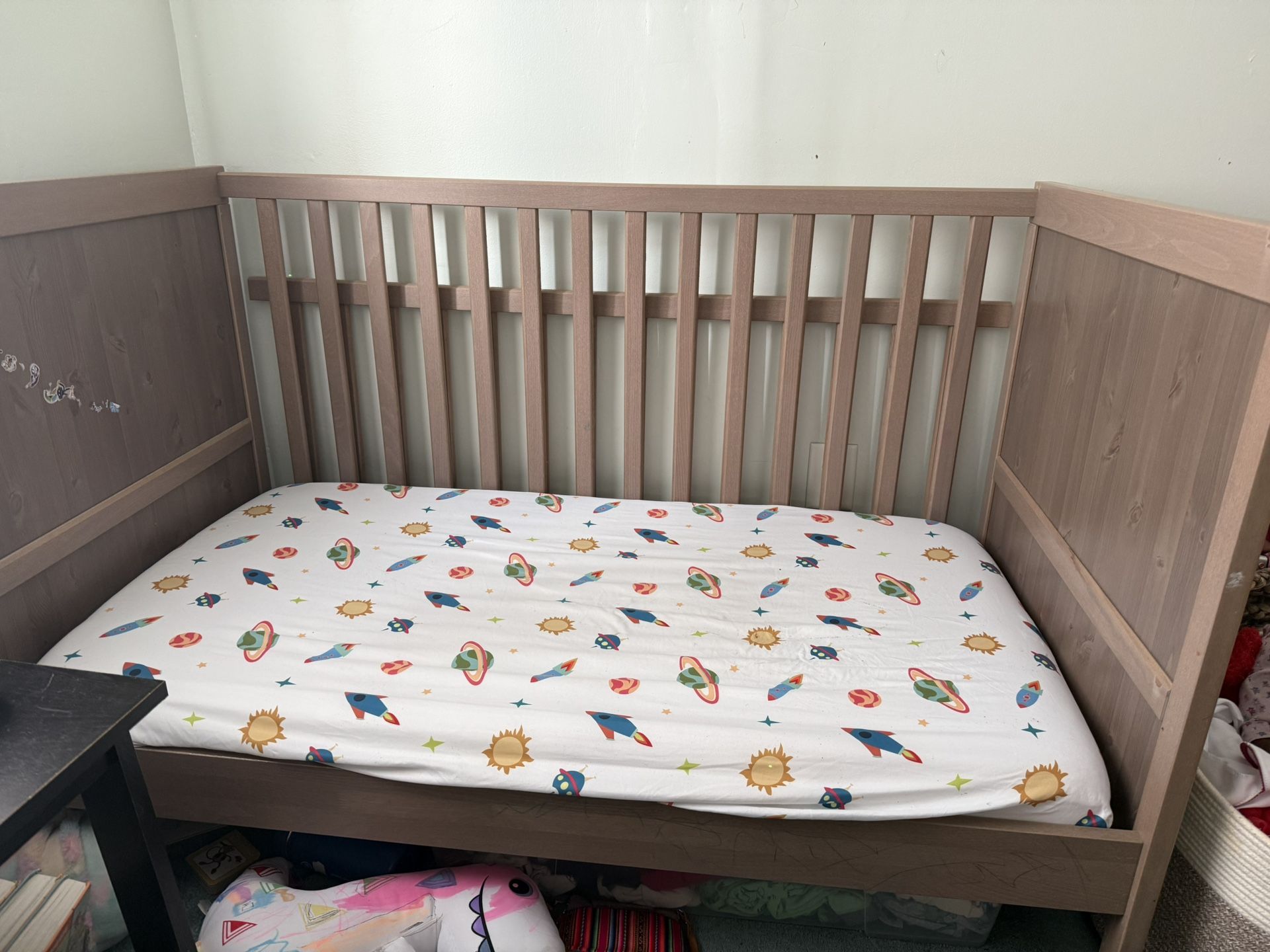 Baby Crib (ikea Sundvik) And Mattress