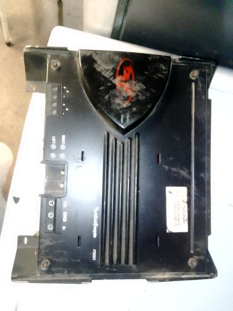 Rockford Fosgate P3001 Amp