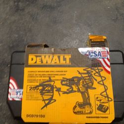 New DeWalt Drill Set $150