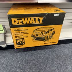 DeWalt 15 Amp Corded 13” Planer DW735 (WMP017244) 