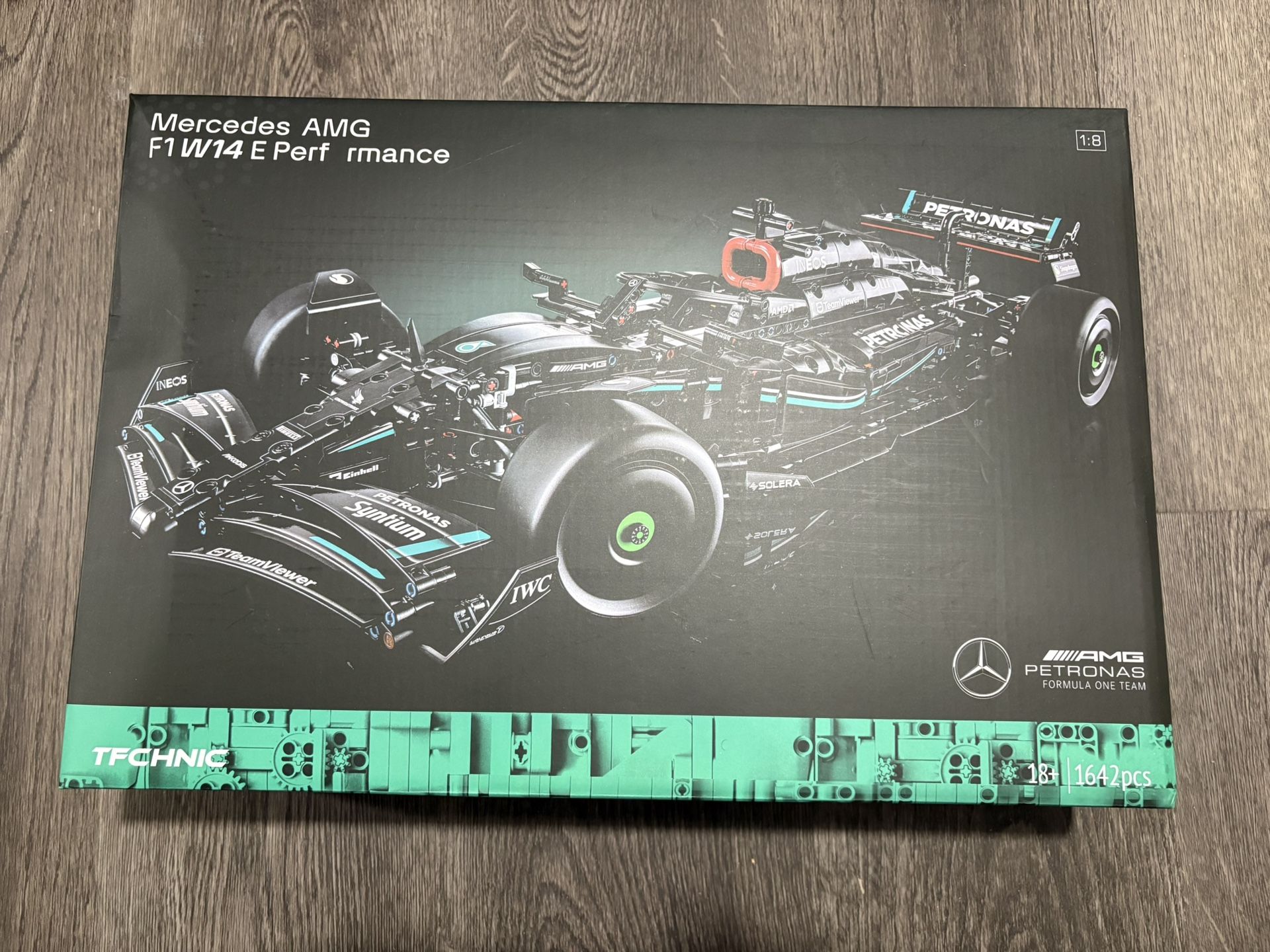 Mercedes AMG F1 W 14 E Performance