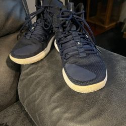 Men’s Nike Hyper Dunk Zoom shoes Sz 6