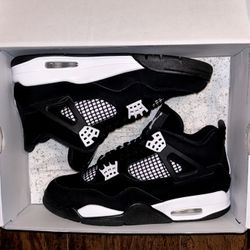 Jordan 4 Retro “White Thunder” Mens Size 8.5