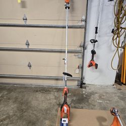 Brand New HUSQVARNA pole Saw With Battery And Charger Included 