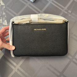 Michael Kors Cross Body Bag
