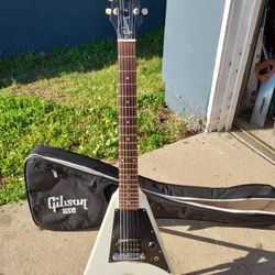 Gibson Melody Maker Flying V 2012 Electric Guitar